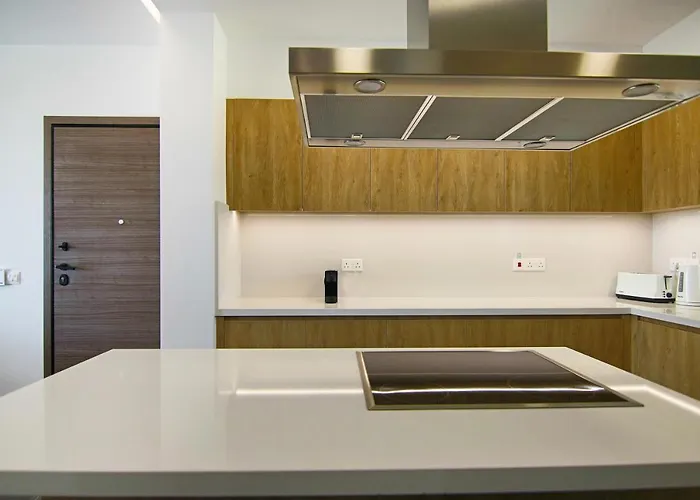 Phaedrus Living: View Anna 102 *